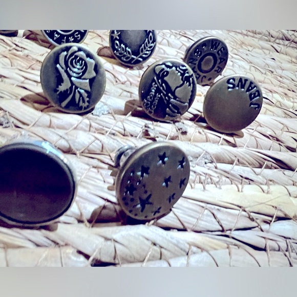 13 various jean denim buttons - Picture 4 of 11
